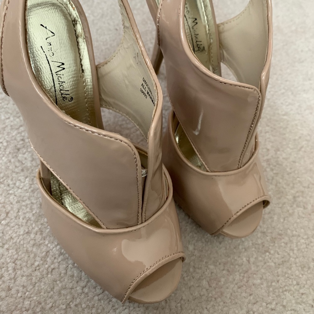 Beige Heels - Picture 3 of 4